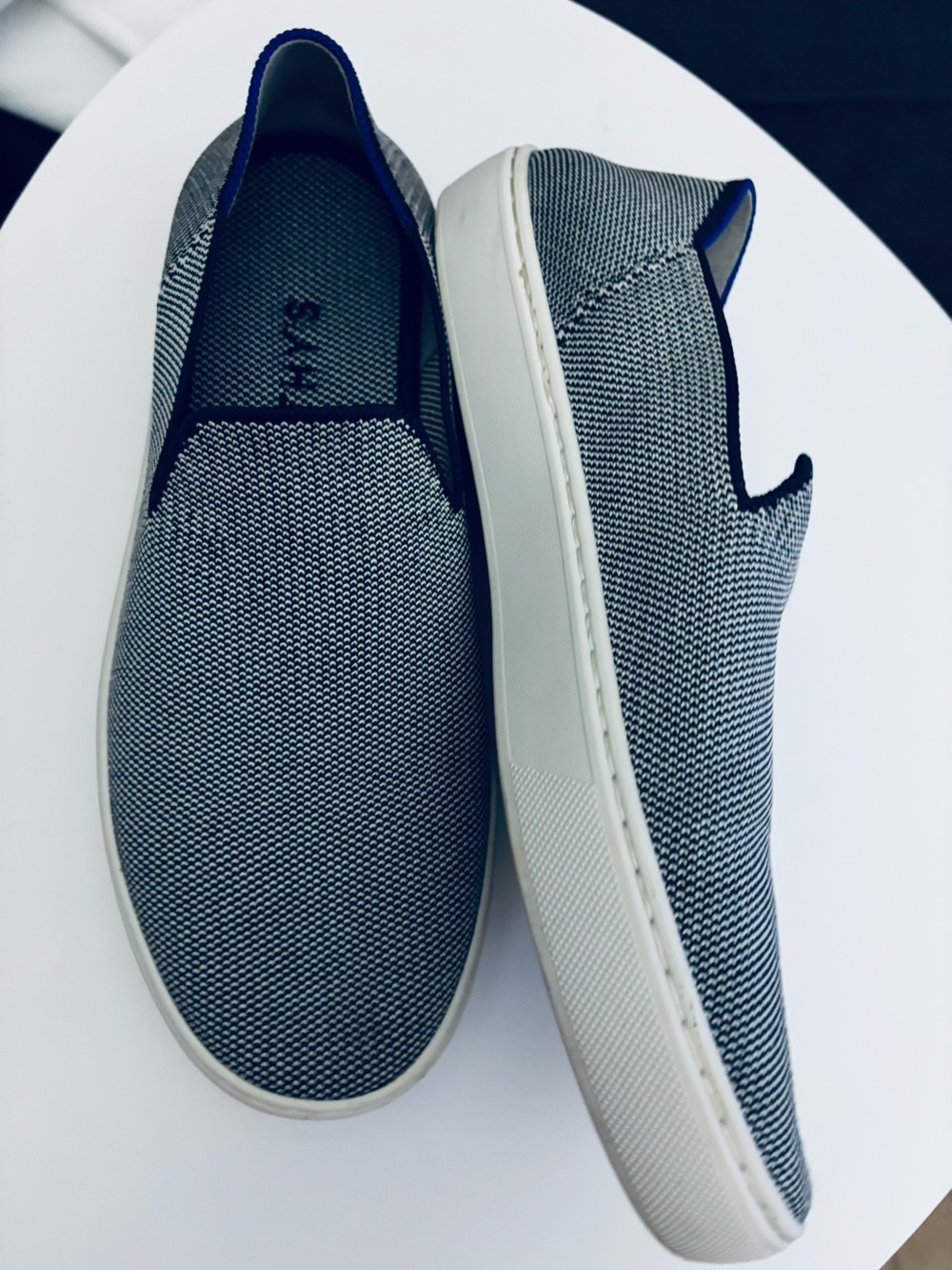 Rothy’s the Original Slip on Sneakers in Anchor size W 8.5